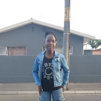 Babysitter in Cape Town: Mitchelle