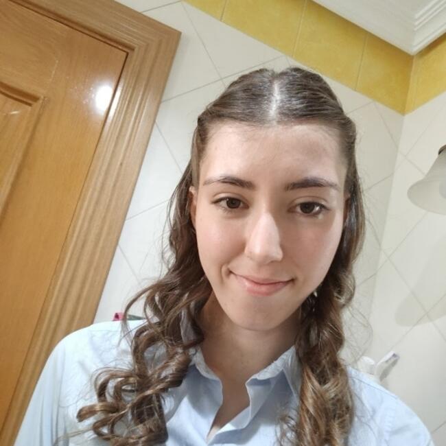 Canguro en Valdemoro: Paula