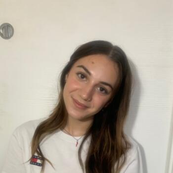 Babysitter in Lucca: Asia