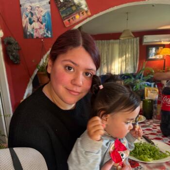 Babysitter in Las Piedras: Larisa
