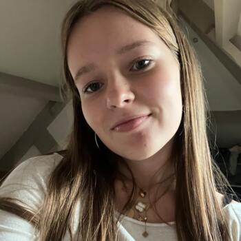 Babysitter in Le Vésinet: Elsa