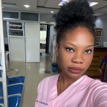 Baby-sitter in Winnipeg: Stellamaris