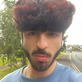 Babysitter in Tuam: Alaa