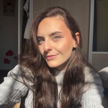Babysitter in Orléans: Mélina