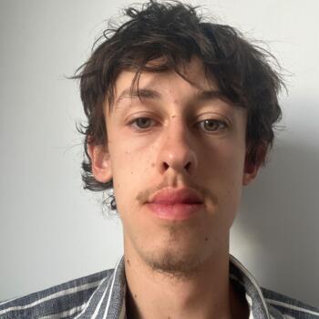 Babysitter in Saint-Gilles-Croix-de-Vie: Mathias