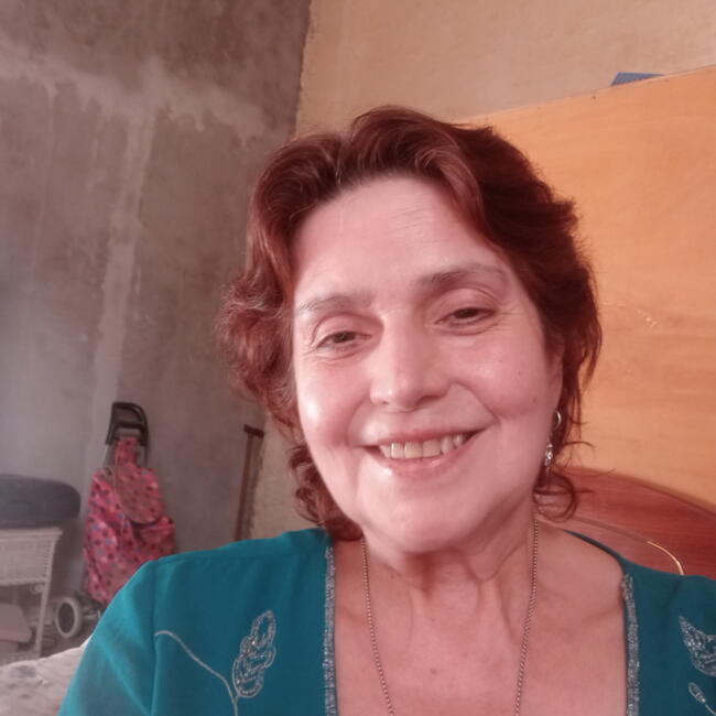 Babysitter in Rosario: Claudia