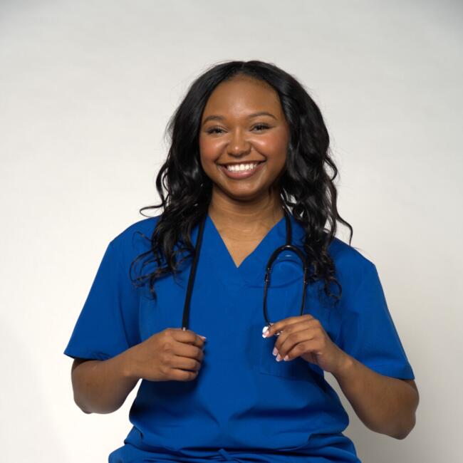 Babysitter in Hampton: Simonne