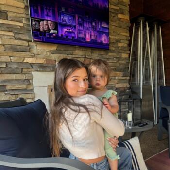 Babysitter in Washington (Michigan): Nina