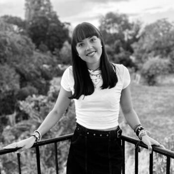 Babysitter in Talence: Kélia