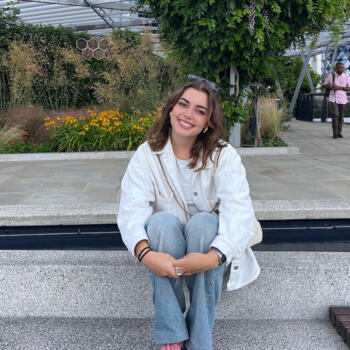 Babysitter in Pamplona: Claudia