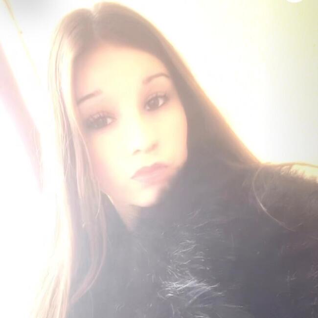 Babysitter in Bagnac-sur-Célé: Mandy