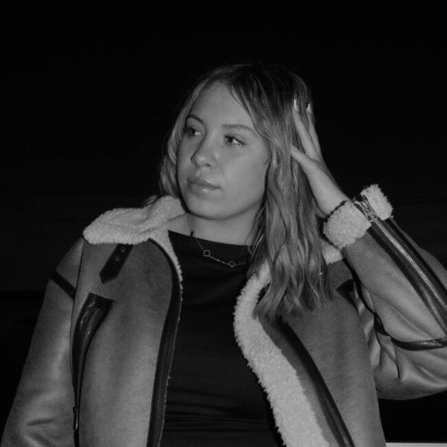 Babysitter em Loulé: Noa