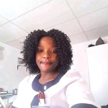 Nanny Johannesburg South: Calisile