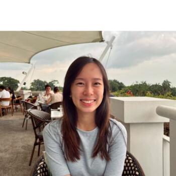 Babysitter Singapore: Elizabeth