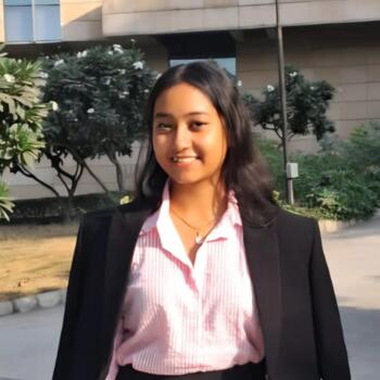 Ghāziābād में बेबीसिटर: Shreyoshi