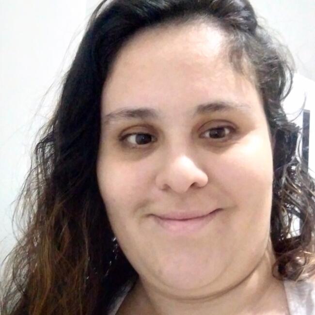 Babysitter in Foz do Iguaçu: Giovanna