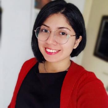 Babysitter in São José dos Pinhais: Franciane