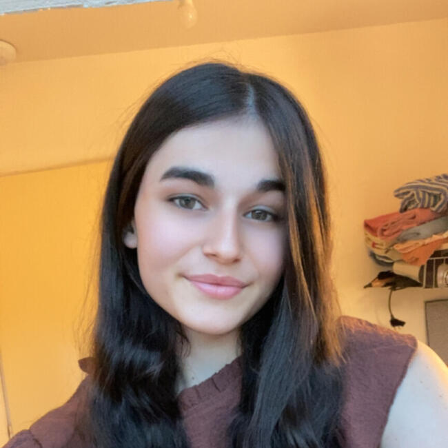 جليسة أطفال في أميان: Emeline