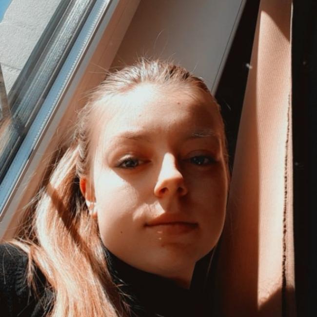 Babysitter in Bruges: Anneke