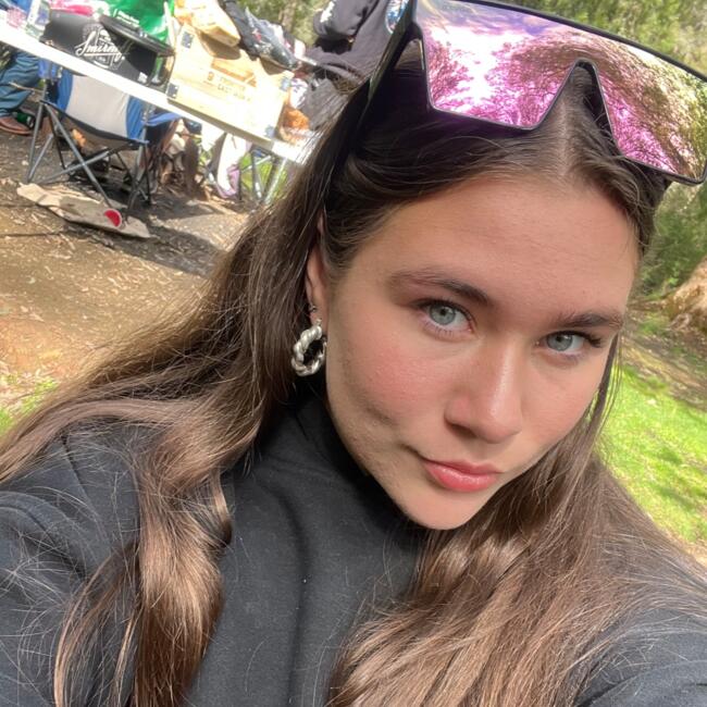 Babysitter in Drysdale: Caitlin