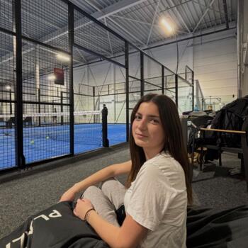 Babysitter Maastricht: Claire