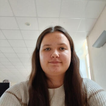 Babysitter in La Selle-Craonnaise: Manon