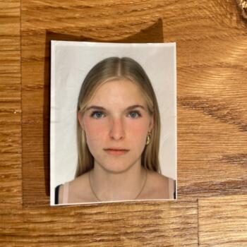 Babysitter in Rennes: Lisa