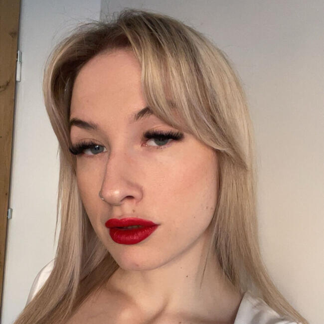 Praca dla opiekunki do dziecka w Koszalin: Oliwia