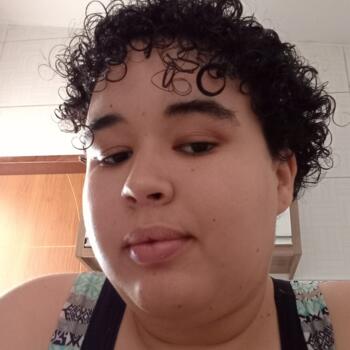 Babá Arcoverde: Ana karolina