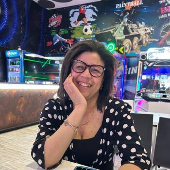 Babysitter Mafra: Ana