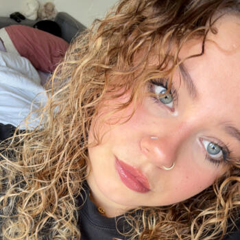 Babysitter in Tours: Rachel