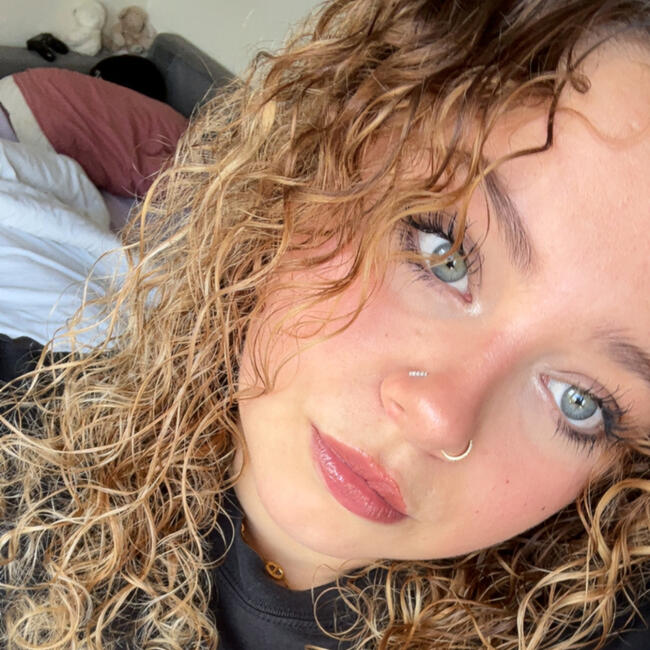 Babysitter in Tours: Rachel