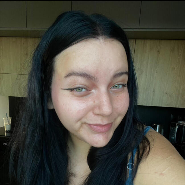 Babysitter in Benešov: Veronika