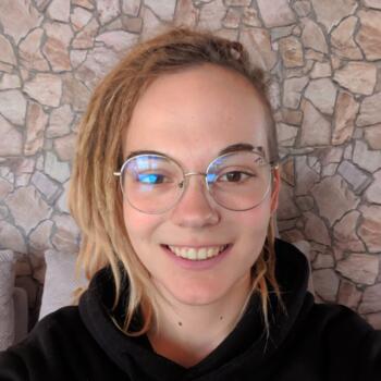 Babysitter in Idstein: Anika-Sara