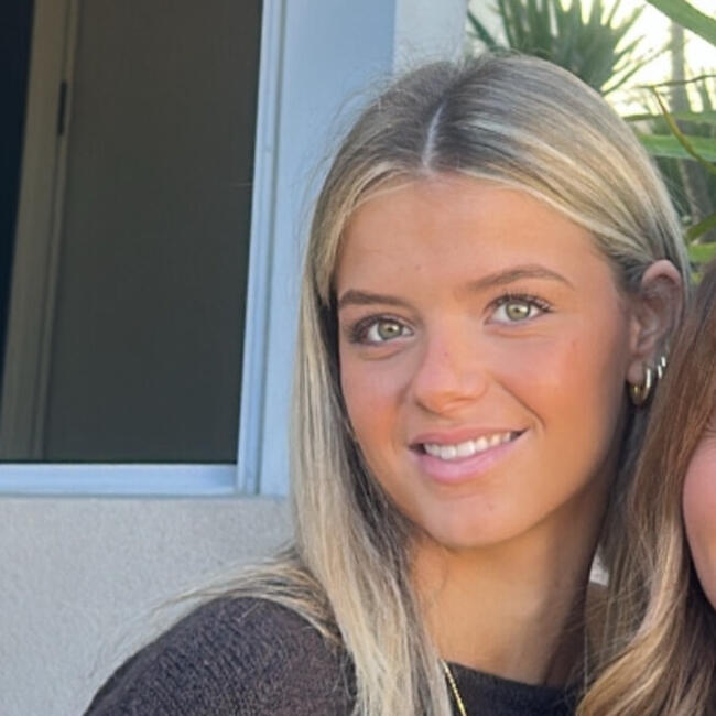 Babysitter in Perth: Sienna