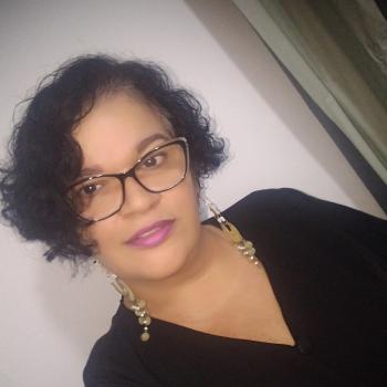 Babysitter in Salvador: Luciana