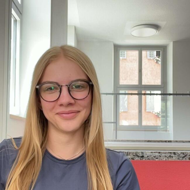 Babysitter in Davos: Anna