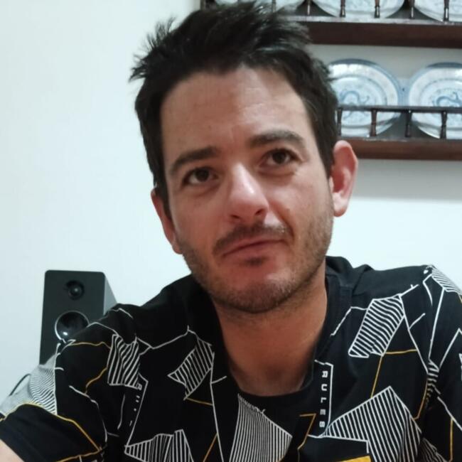 Babysitting job in Vila Viçosa: Antonio