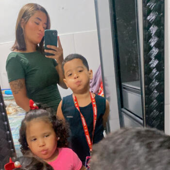 Emprego de babá em São João de Meriti: emprego de babá Emellen