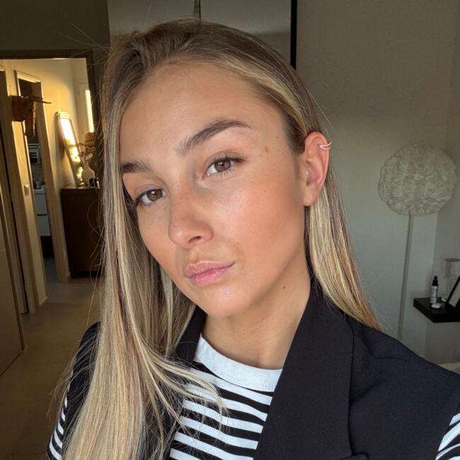 Babysitter in Saint-Victoret: Lou