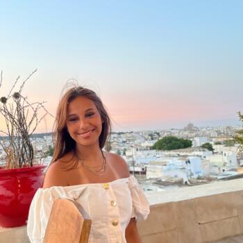 Babysitter in Saint-Martin-d'Hères: Maram