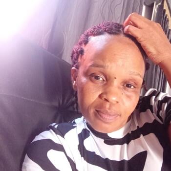 Babysitter Verulam: Nikeziwe Nana