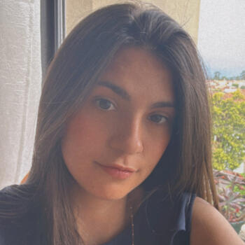 Babysitter in Vila Verde: Maria