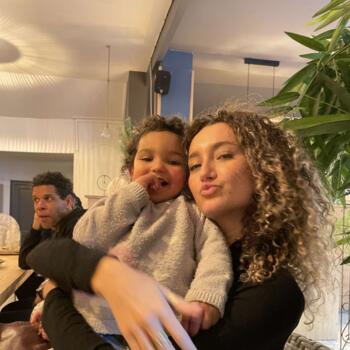 Babysitter in Meaux: Nejma