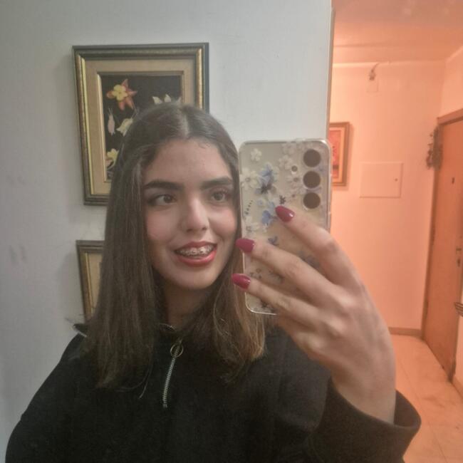 Babysitter in Vila Real de Santo António: Beatriz