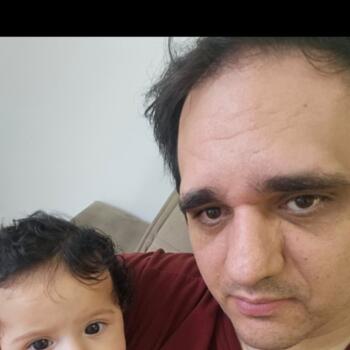 Emprego de babá em Caragua: emprego de babá Jéssica