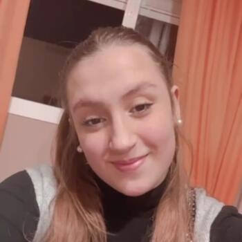 Babysitter Umbrete: Carmen