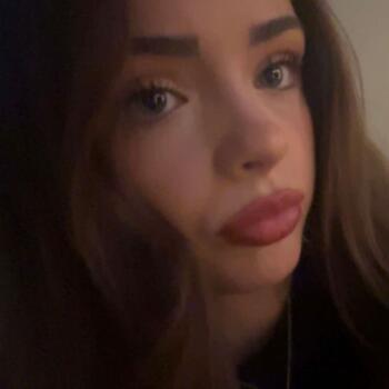 Babysitter in London: Ruby