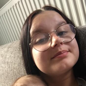 Babysitter in Meerbeke: Zora