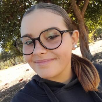 Babysitter em Setúbal: Mónica